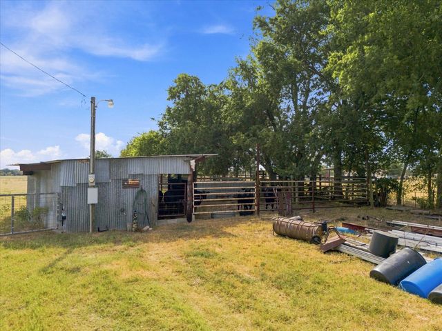 431 Fm 71, Commerce, TX 75428