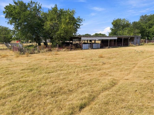 431 Fm 71, Commerce, TX 75428