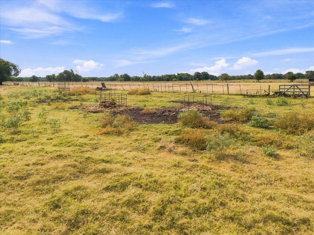 431 Fm 71, Commerce, TX 75428