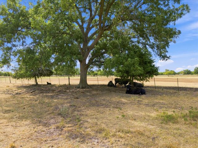 431 Fm 71, Commerce, TX 75428