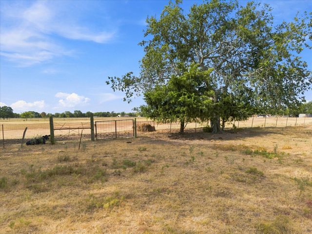 431 Fm 71, Commerce, TX 75428