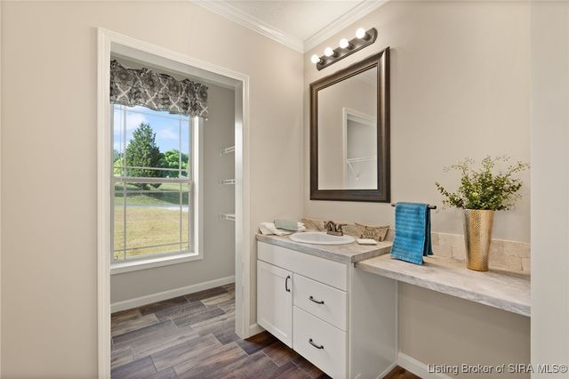 6136 W Fairview Road, Taswell, IN 47175