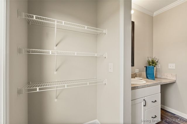 6136 W Fairview Road, Taswell, IN 47175