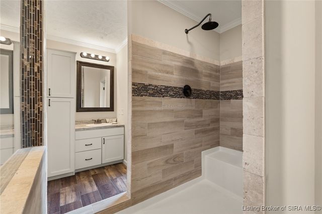 6136 W Fairview Road, Taswell, IN 47175