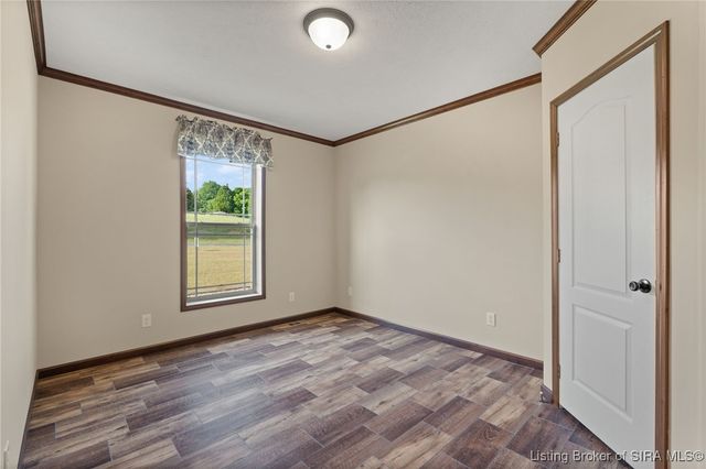 6136 W Fairview Road, Taswell, IN 47175