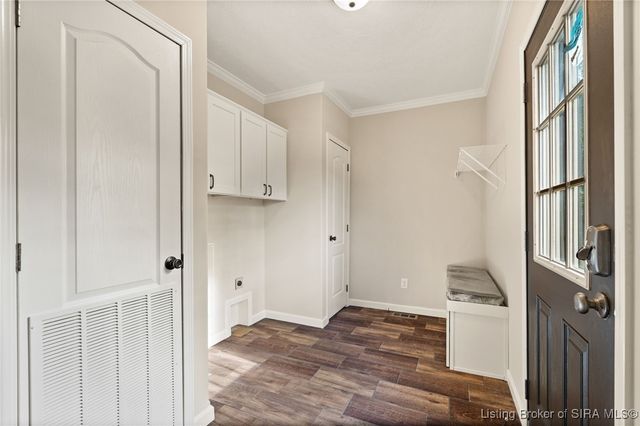 6136 W Fairview Road, Taswell, IN 47175