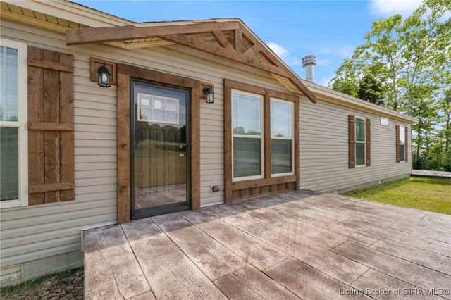 6136 W Fairview Road, Taswell, IN 47175