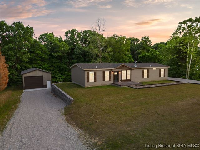 6136 W Fairview Road, Taswell, IN 47175
