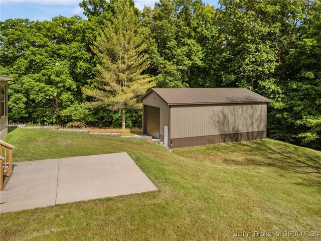 6136 W Fairview Road, Taswell, IN 47175