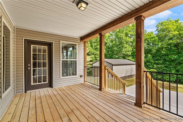 6136 W Fairview Road, Taswell, IN 47175