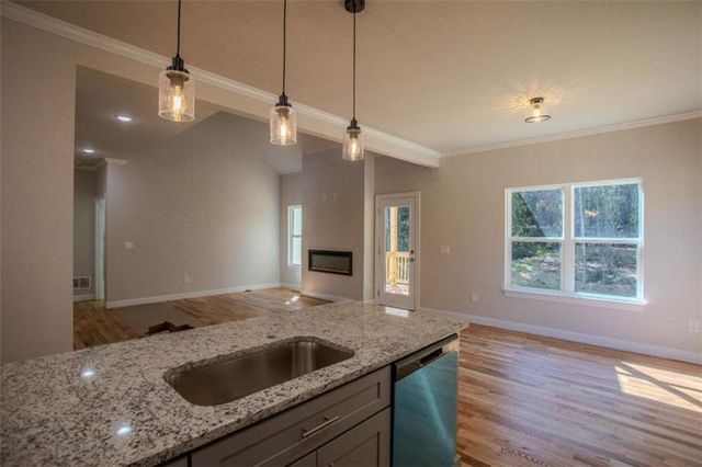 212 Kippard Place, Villa Rica, GA 30180