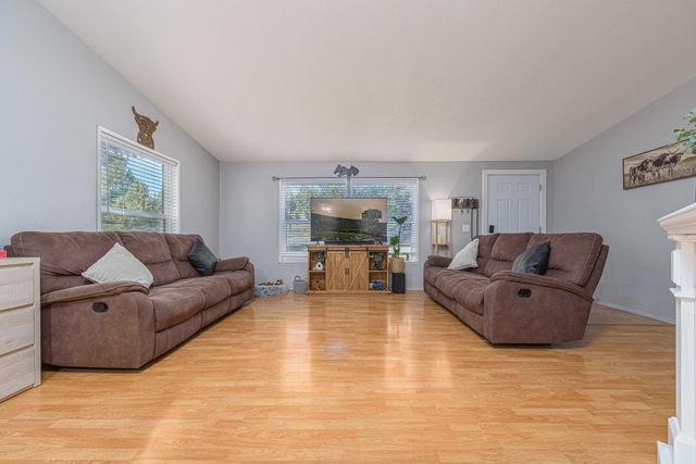 13379 SW Cinder Drive, Terrebonne, OR 97760