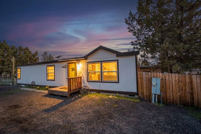 13379 SW Cinder Drive, Terrebonne, OR 97760