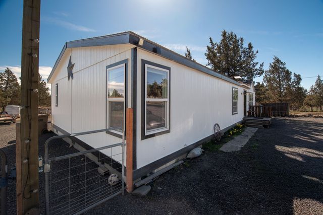 13379 SW Cinder Drive, Terrebonne, OR 97760