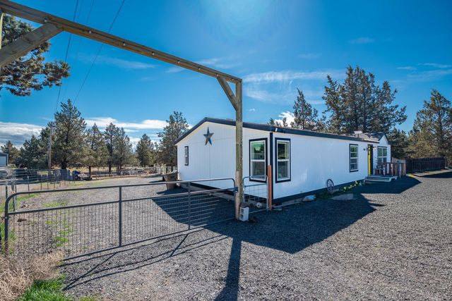 13379 SW Cinder Drive, Terrebonne, OR 97760
