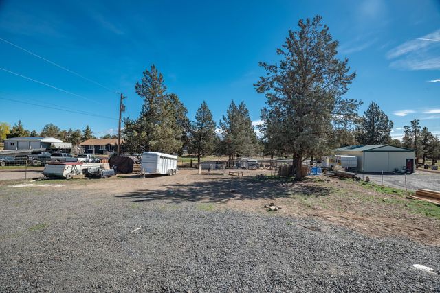 13379 SW Cinder Drive, Terrebonne, OR 97760
