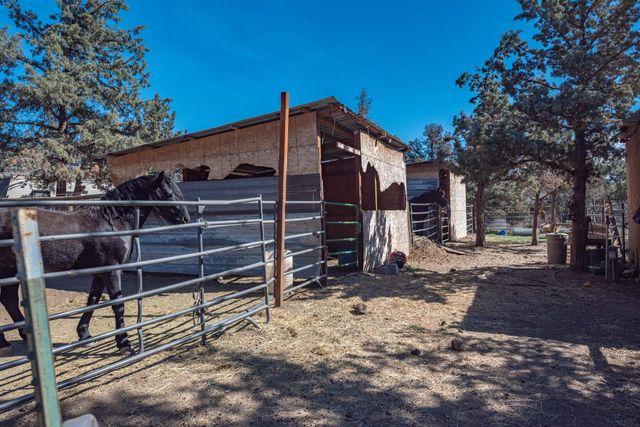 13379 SW Cinder Drive, Terrebonne, OR 97760