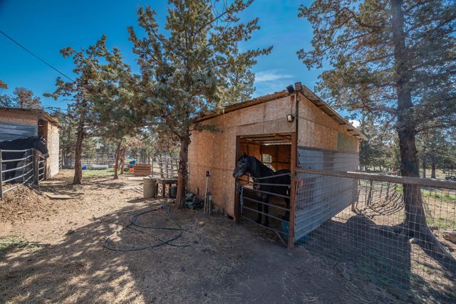 13379 SW Cinder Drive, Terrebonne, OR 97760