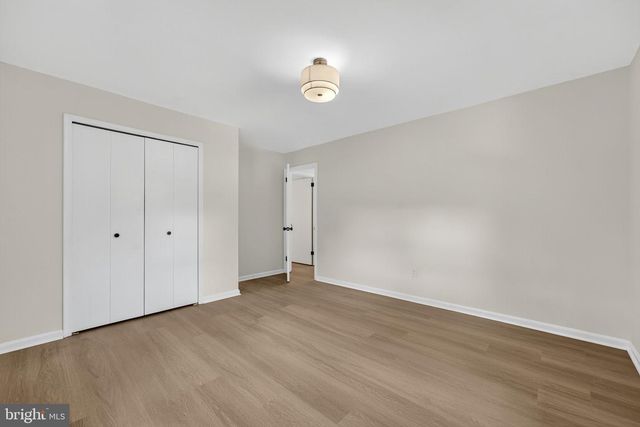 5006 LONE OAK PL, Fairfax, VA 22032