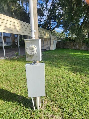569 CR 486, Lake Panasoffkee, FL 33538