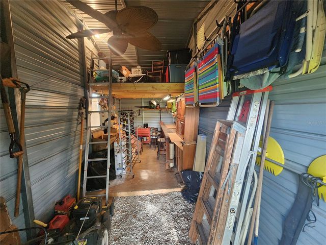 569 CR 486, Lake Panasoffkee, FL 33538