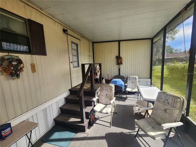569 CR 486, Lake Panasoffkee, FL 33538