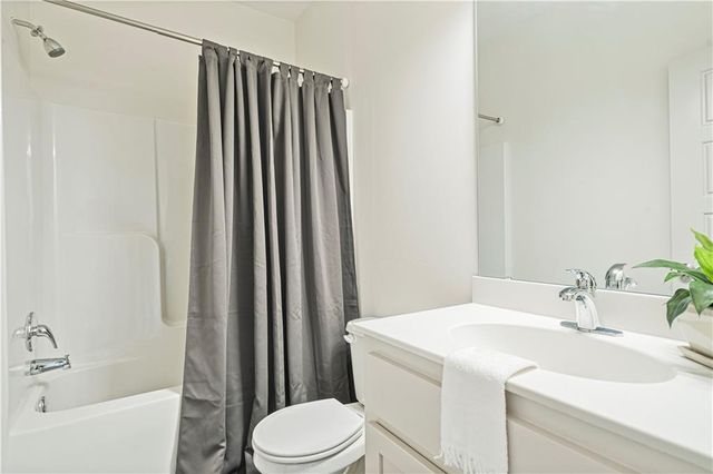 1022 Jasmine Drive, Liberty, MO 64068