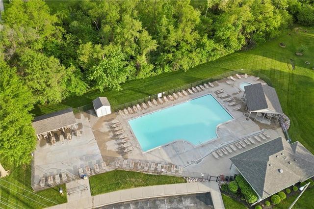 1022 Jasmine Drive, Liberty, MO 64068