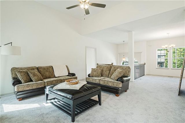 1022 Jasmine Drive, Liberty, MO 64068