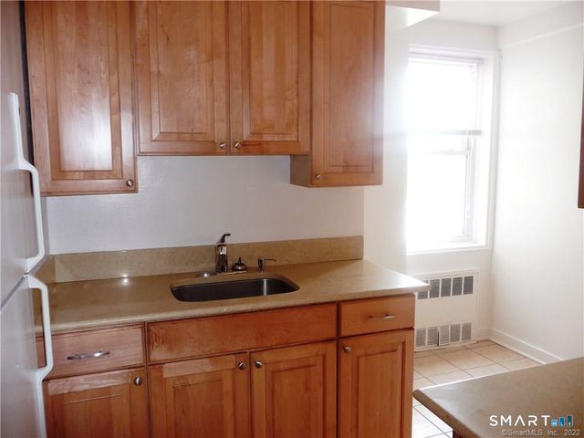39 Glenbrook Road 5A, Stamford, CT 06902