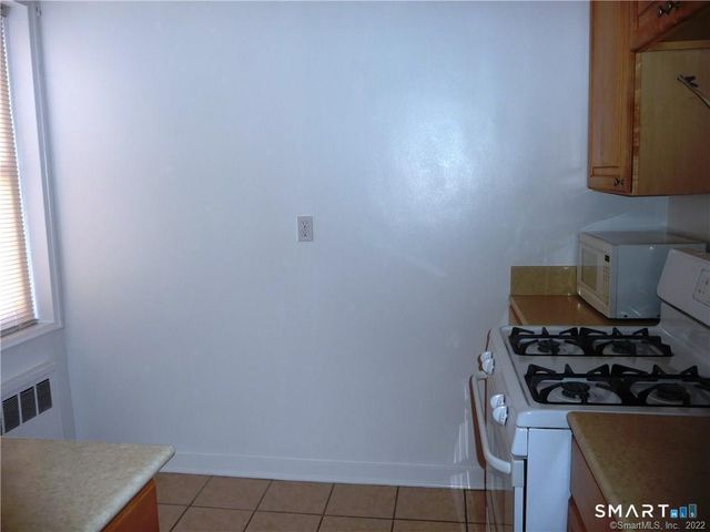 39 Glenbrook Road 5A, Stamford, CT 06902