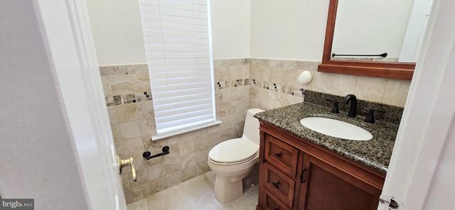 75 ASHFORD DR, Plainsboro, NJ 08536