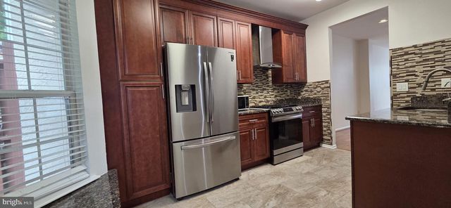 75 ASHFORD DR, Plainsboro, NJ 08536
