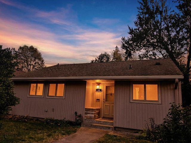 840 Montana Avenue W, Saint Paul, MN 55117