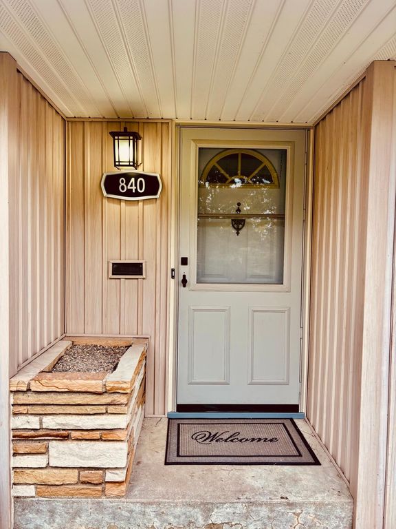 840 Montana Avenue W, Saint Paul, MN 55117 — photo 3