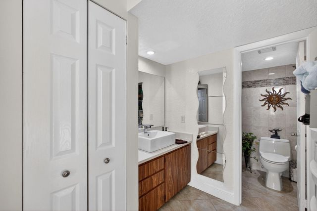 3716 Whitehall Drive 203, West Palm Beach, FL 33401