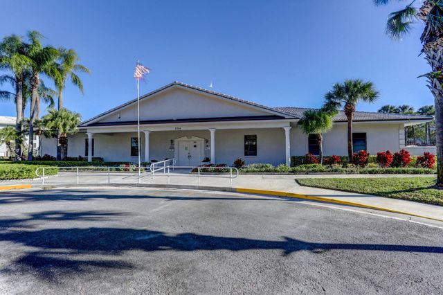 3716 Whitehall Drive 203, West Palm Beach, FL 33401