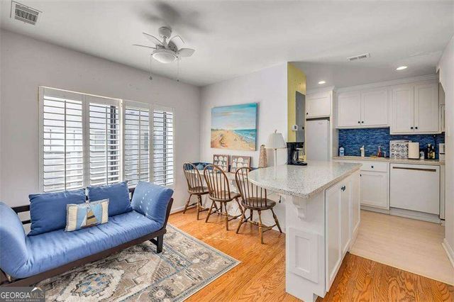 548 Oglethorpe Avenue 11, St. Simons, GA 31522