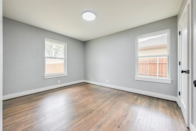 2729 Lockhart Avenue, Dallas, TX 75228