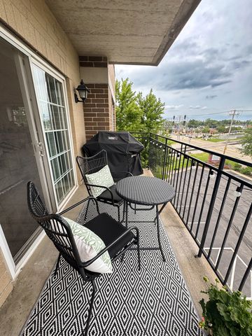 19806 Wolf Road 304, Mokena, IL 60448