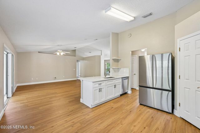 2 BIRDSEYE Place, Palm Coast, FL 32137