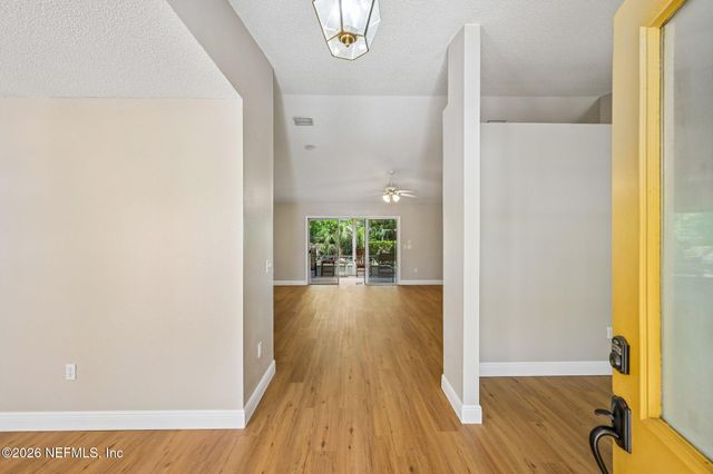2 BIRDSEYE Place, Palm Coast, FL 32137