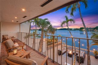 5002 SW 72nd Ave, Miami, FL 33155