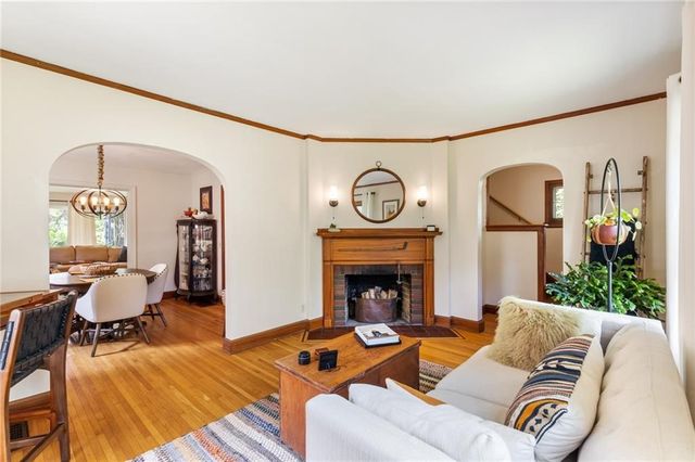 37 Hartfeld Drive, Brighton, NY 14625