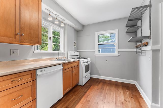 37 Hartfeld Drive, Brighton, NY 14625