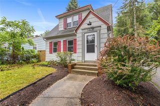 37 Hartfeld Drive, Brighton, NY 14625