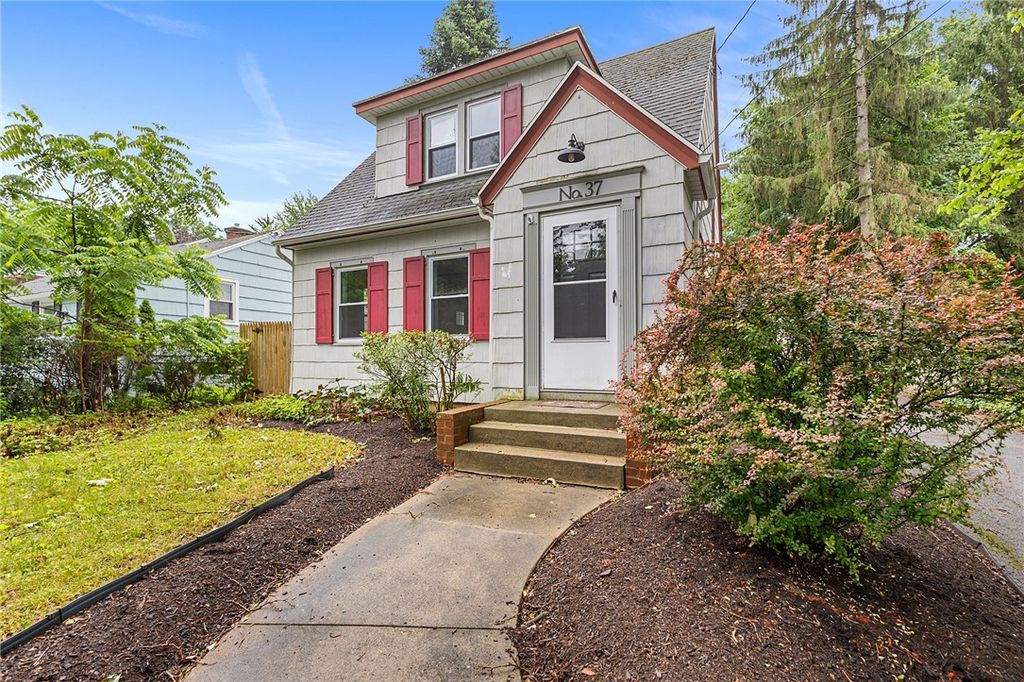 37 Hartfeld Drive, Brighton, NY 14625