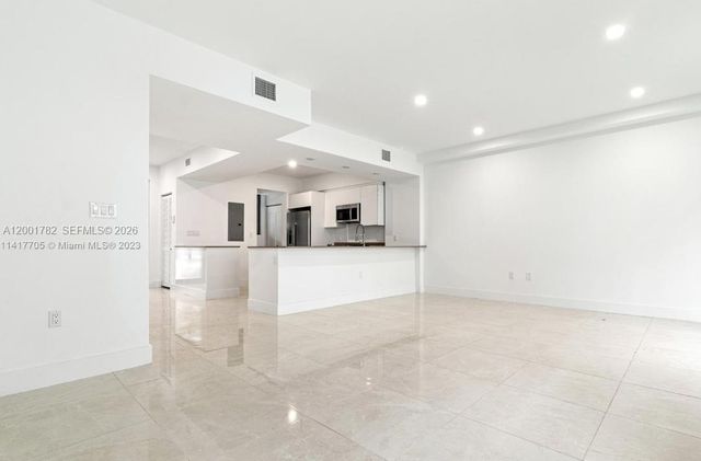 4130 N Oak Place 4130, Dania Beach, FL 33314