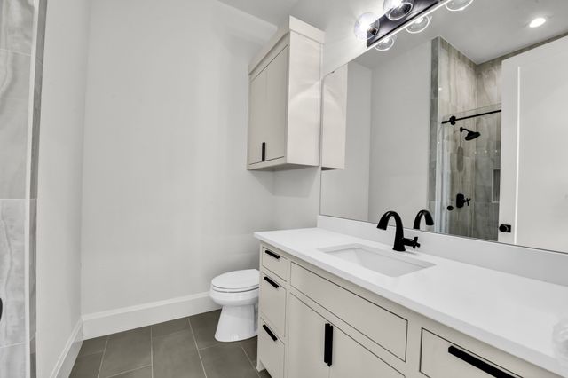 613 Hondo Crossing, Weatherford, TX 76087