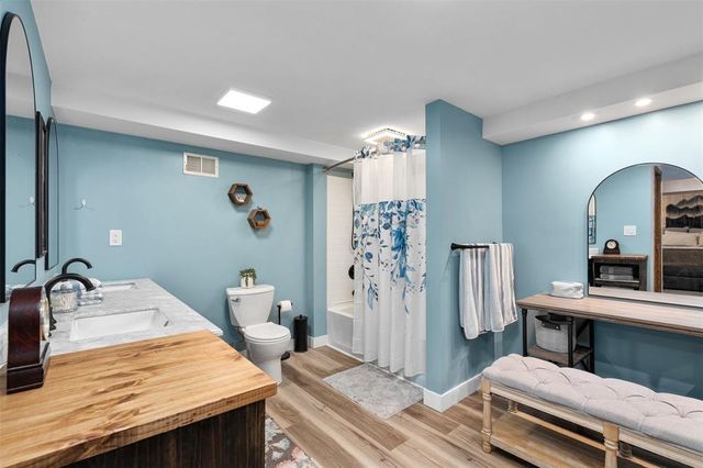 7236 20th Avenue, Eau Claire, WI 54703